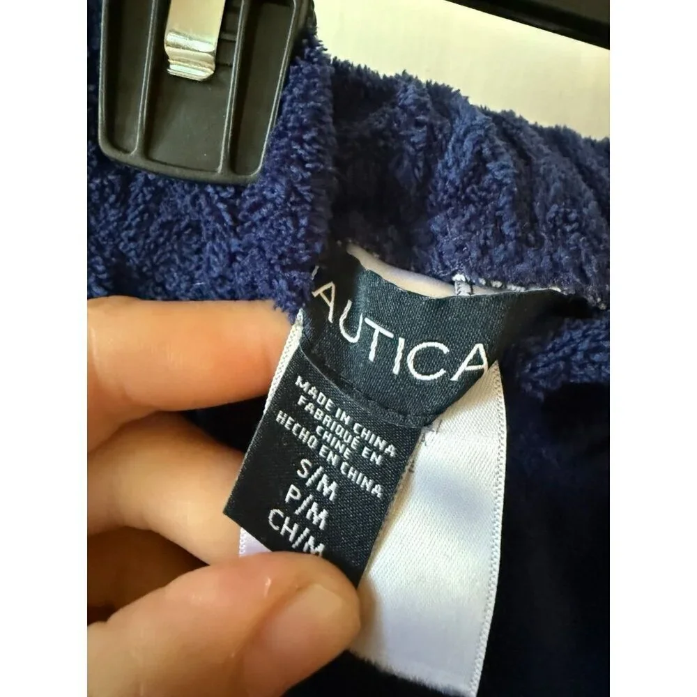 Nautica small/medium dark blue towel wrap